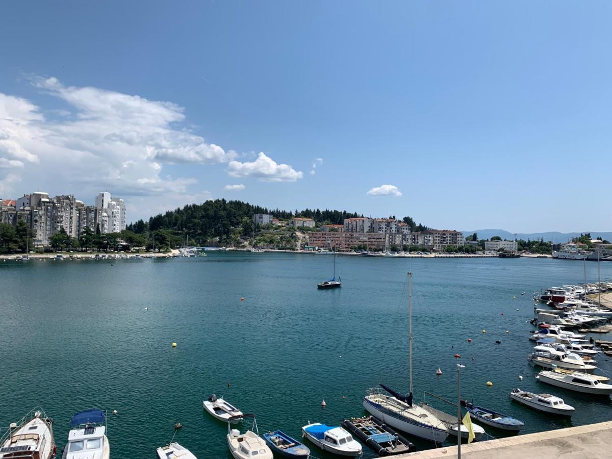 Hotel Tolero Плоче Экстерьер фото